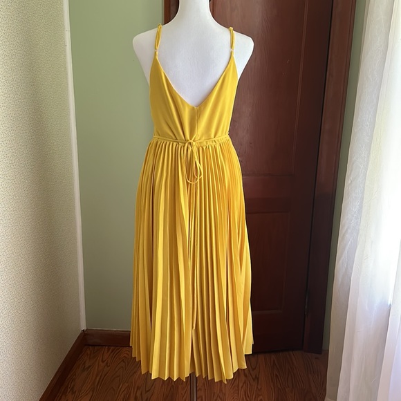 Modcloth Effortless Presence Wrap Midi Dress, Size M - Picture 7 of 11